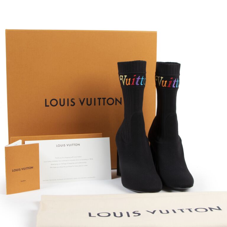 Shop Louis Vuitton Silhouette ankle boot (1AAC3B 1AAC3D 1AAC3F