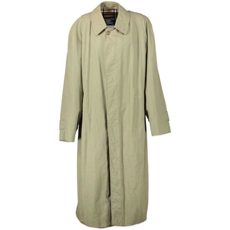 Burberry Trench Rain Coat - size L Labellov Buy and Sell Authentic Luxury