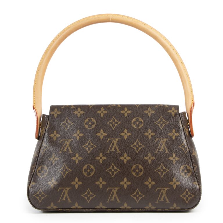 Louis Vuitton Monogram Looping PM Bag ○ Labellov ○ Buy and Sell Authentic  Luxury