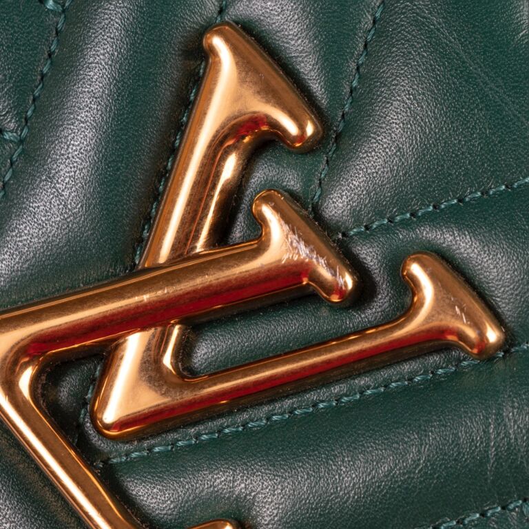 Trocadéro leather crossbody bag Louis Vuitton Green in Leather - 36485092