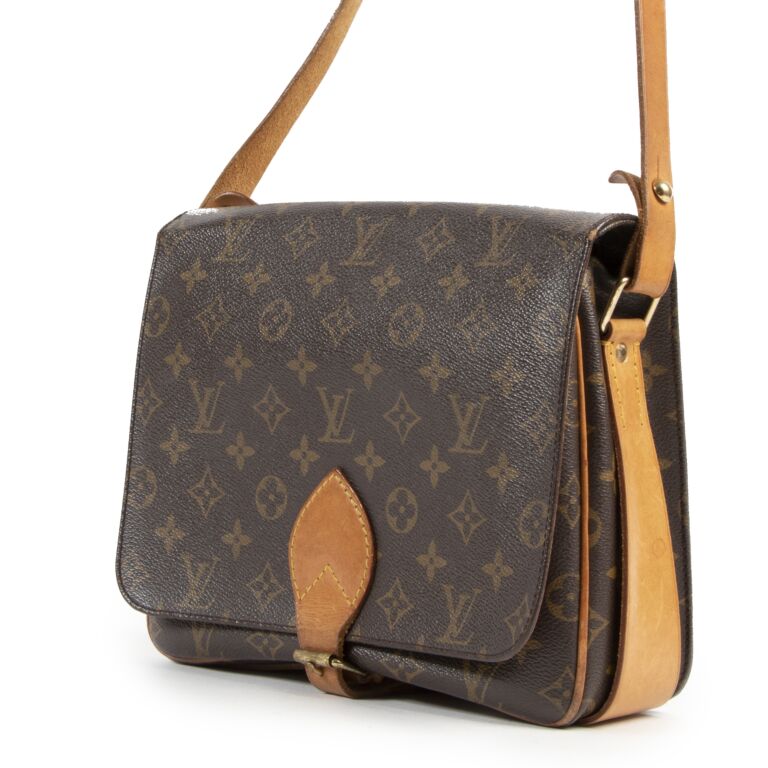 Cartouchière leather crossbody bag Louis Vuitton Green in Leather
