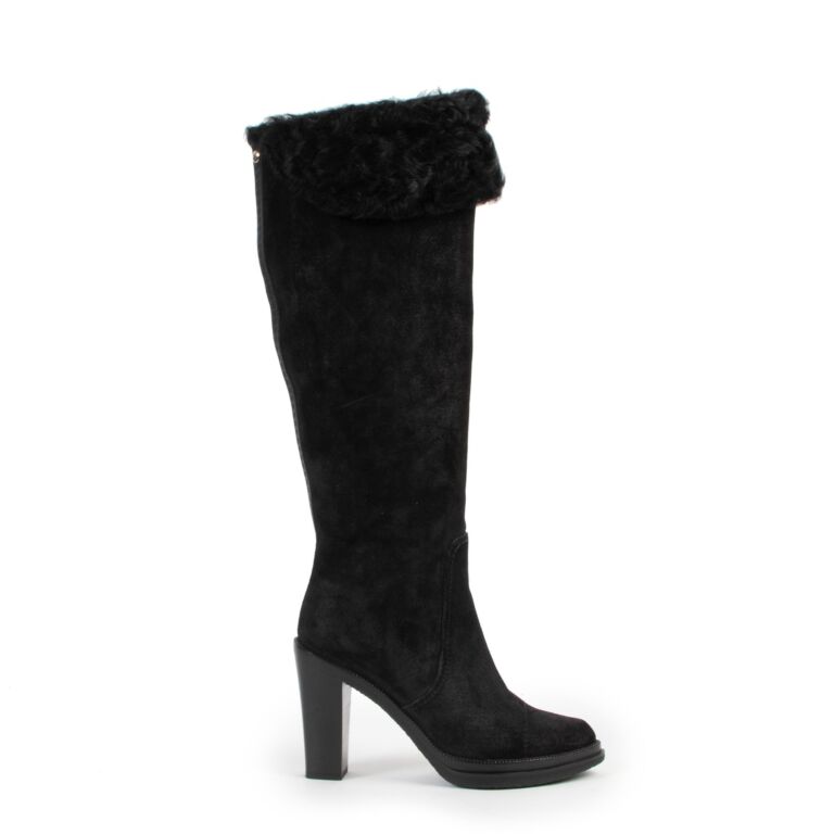 Louis Vuitton Louis Vuitton, black suede boots in size 37