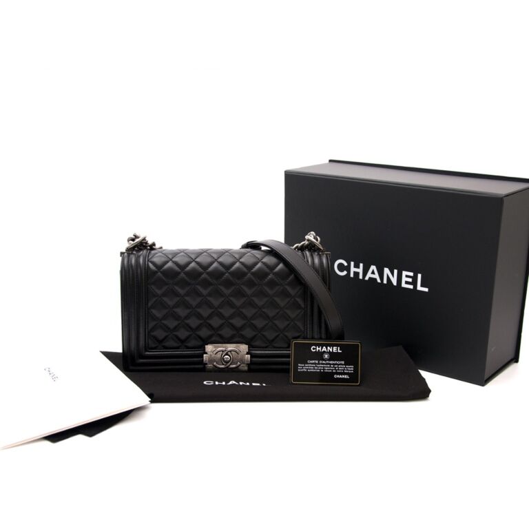 Chanel Limited Quilted Laptop Case ○ Labellov ○ Buy and Sell Authentic  Luxury