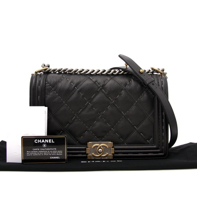 Chanel Black patent Medium Boy Bag ○ Labellov ○ Buy and Sell
