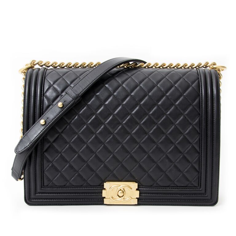 Large black best sale chanel bag