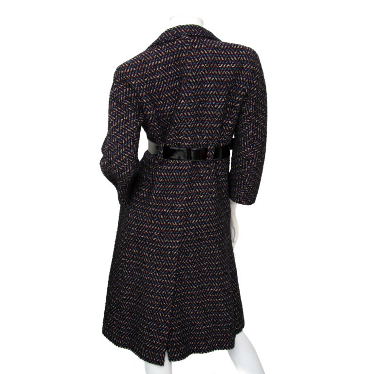 Chanel Tweed Coat ○ Labellov ○ Buy and Sell Authentic Luxury