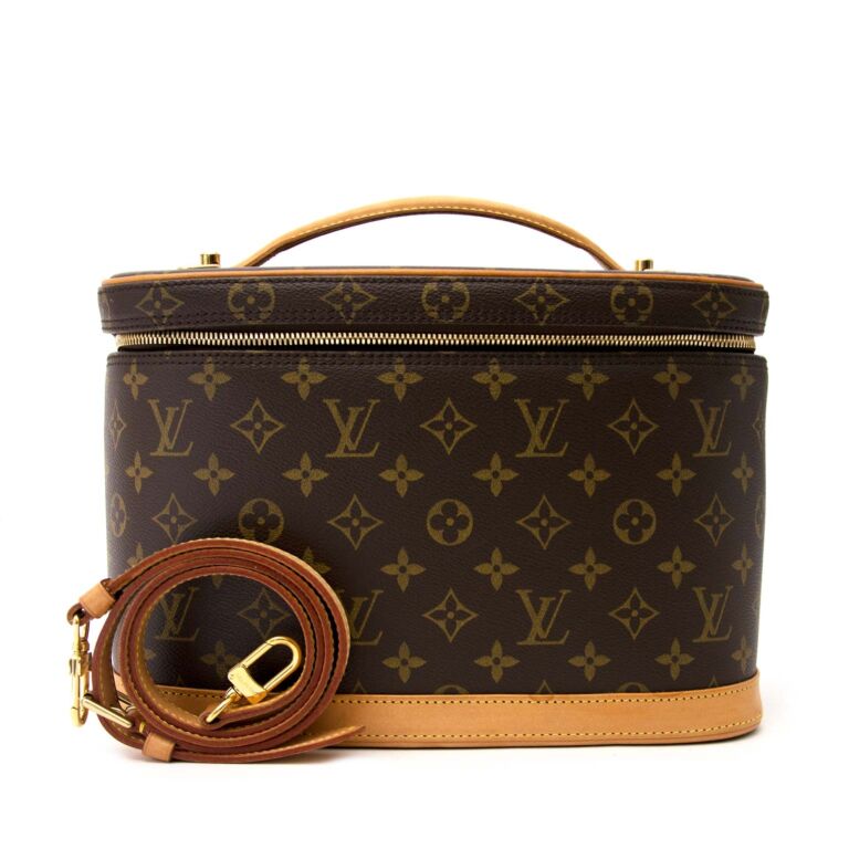 Finest Deals on Stylish and Classy Louis Vuitton Case 