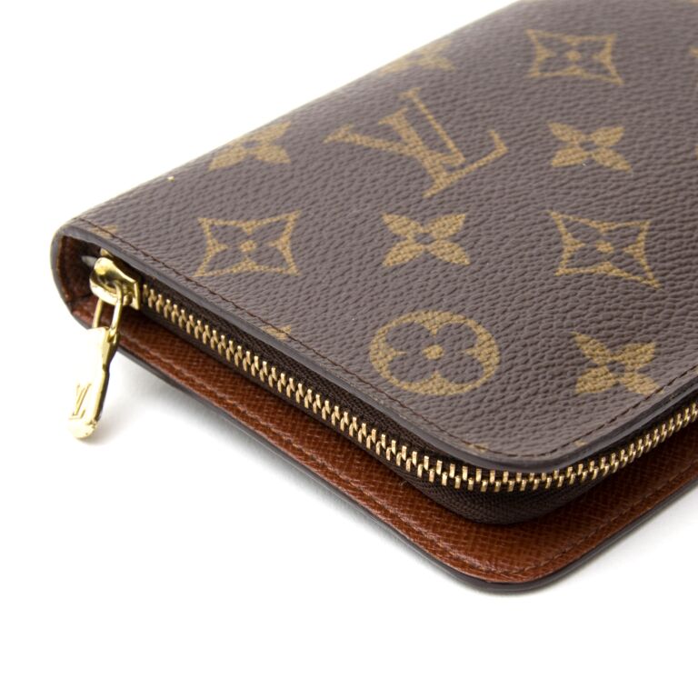 Louis Vuitton Monogram Zippy Wallet ○ Labellov ○ Buy and Sell