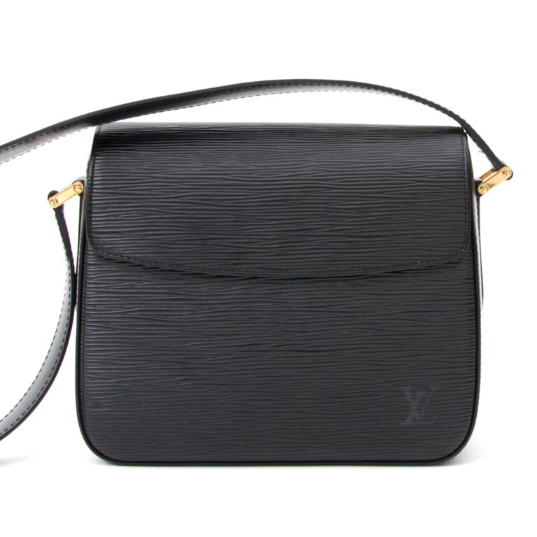 Louis Vuitton M52209 Vintage Black Epi Leather Buci shoulder Bag
