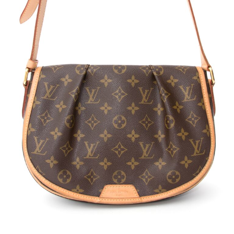 Louis Vuitton Menilmontant Shoulder bag 338502