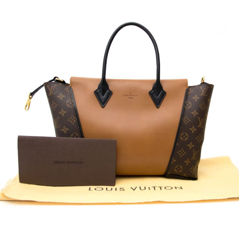 Louis Vuitton Gris Neon Cuit Orfevre Leather W PM Bag — Otra Vez
