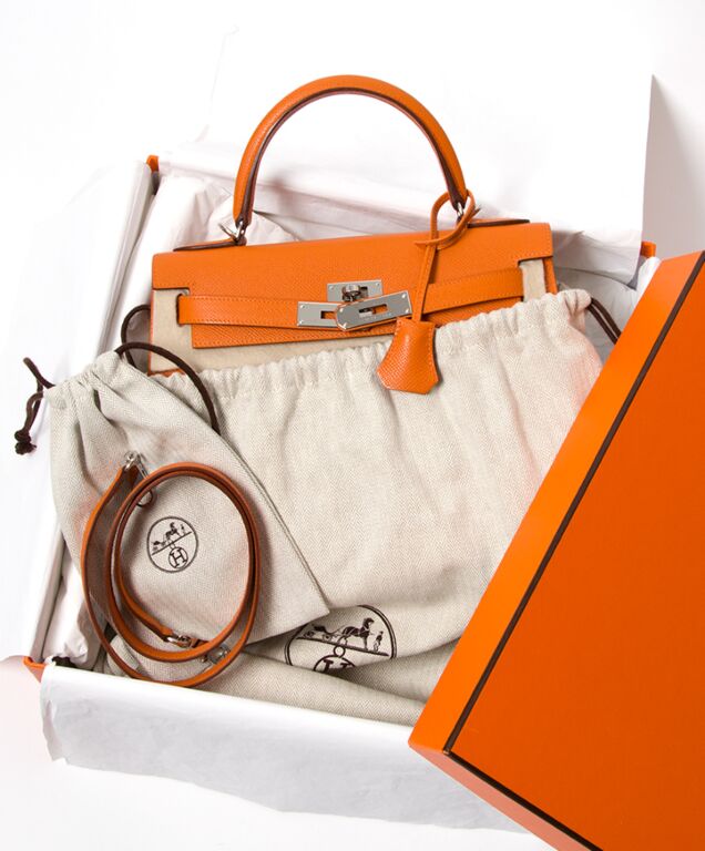 Kelly 28 leather handbag Hermès Orange in Leather - 36973344