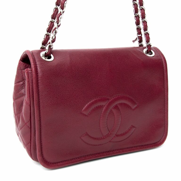 CHANEL Caviar Leather CC Logo Flap Hobo Bag Red