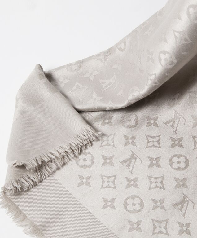 Louis Vuitton 100% Silk Monogram Beige Scarf 45% off retail
