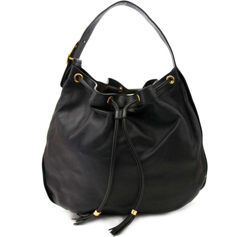 Gucci Black Sukey Drawstring Tassel Hobo Bag Labellov Buy and Sell ...