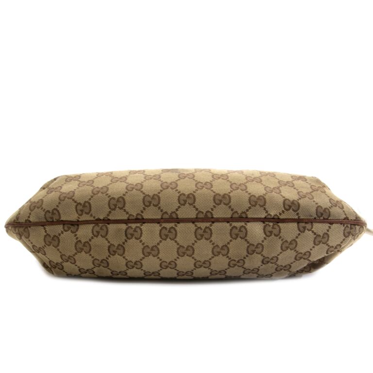 Gucci Monogram GG Shoulder Bag ○ Labellov ○ Buy and Sell