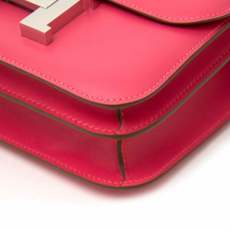 Hermes Hermès Constance Red Leather Shoulder Bag ()