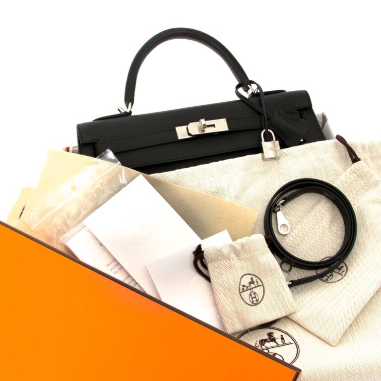 Hermès Kelly 32 Epsom Black GHW ○ Labellov ○ Buy and Sell