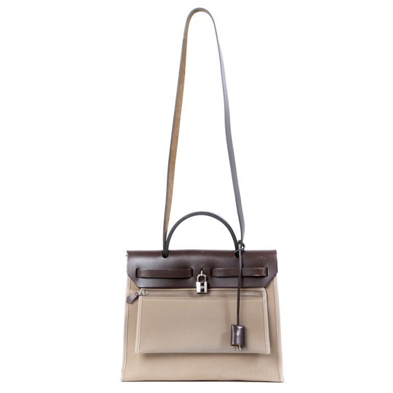Hermès Herbag Zip 31 Pm In Beton And Natural Vache Hunter Toile