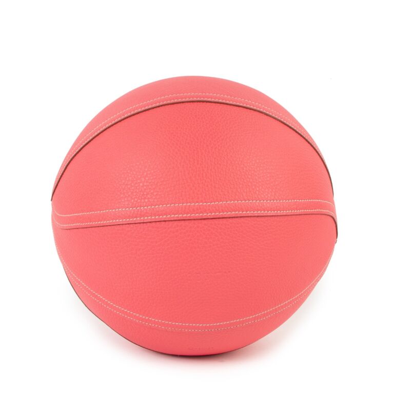 Hermes creates $13,000 basketball for US store