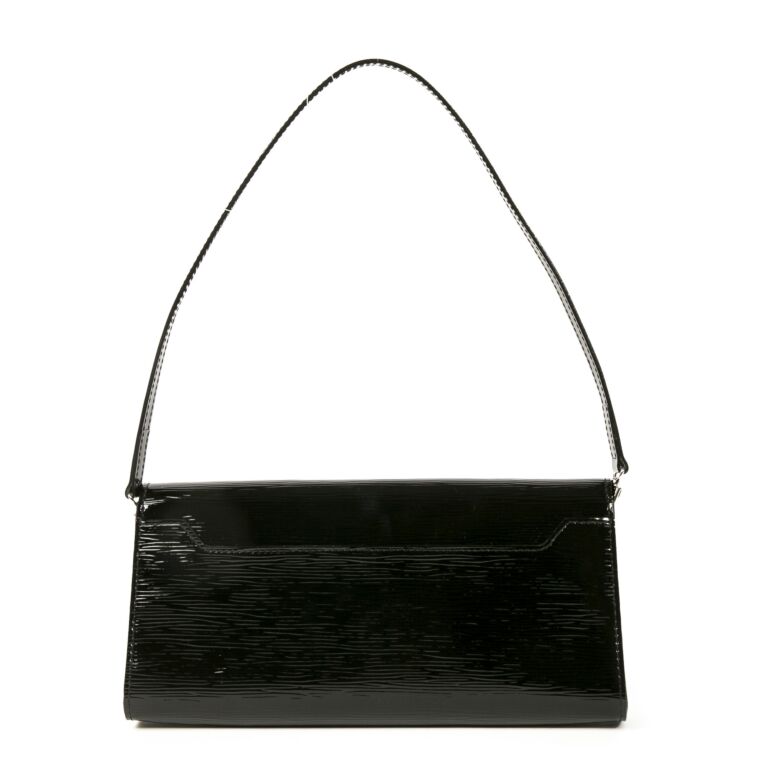Louis Vuitton Black Electric Sevigne Vernis Epi Clutch Pochette ○ Labellov  ○ Buy and Sell Authentic Luxury