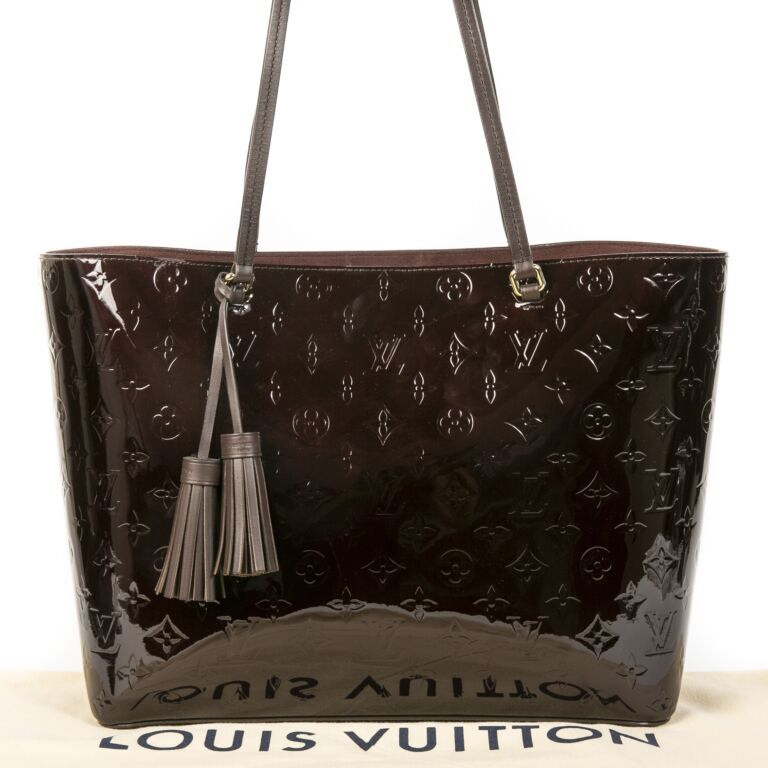 Louis Vuitton, Bags, Louis Vuitton Amarante Vernis Long Beach Mm Tote Bag  Wristlet And Check Holder