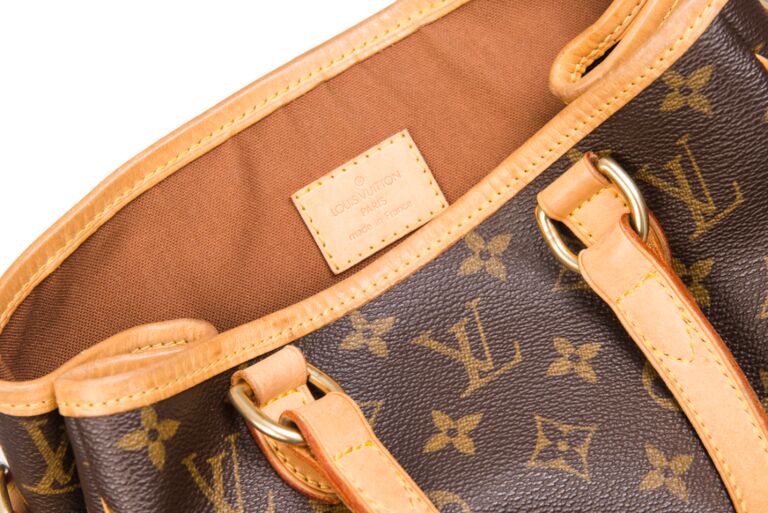 Louis Vuitton Beige Monogram Vernis Mott Crossbody Bag ○ Labellov