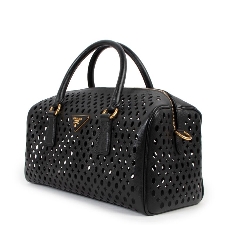 Saffiano leather handbag Prada Black in Leather - 31254836