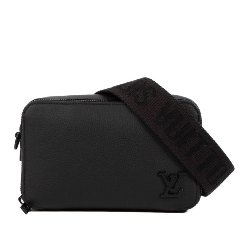 Authenticated Louis Vuitton Alpha Wearable Wallet Black