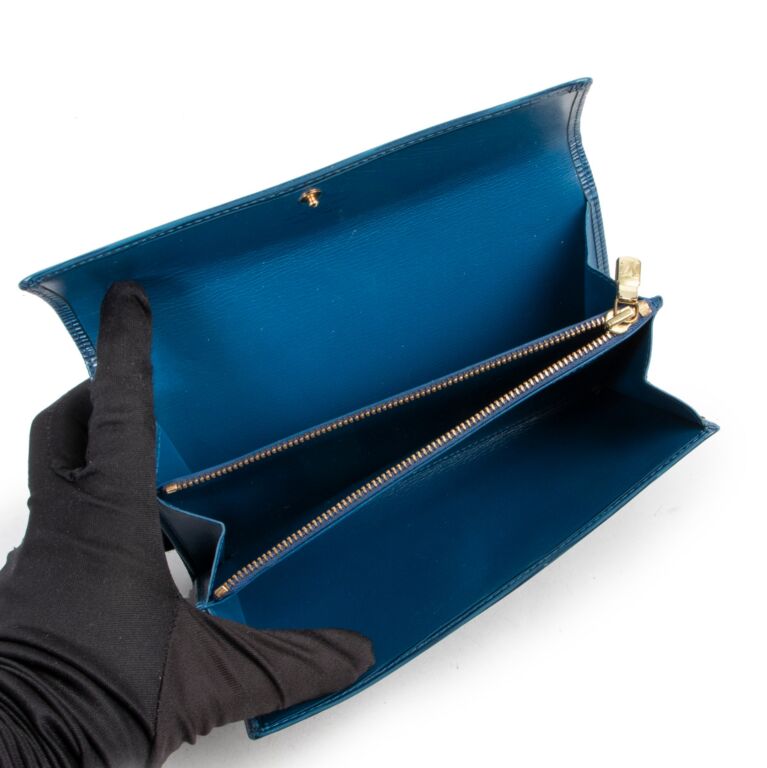 Louis Vuitton Blue Epi Leather Porte Tresor Sarah Wallet 2lv1029 –  Bagriculture