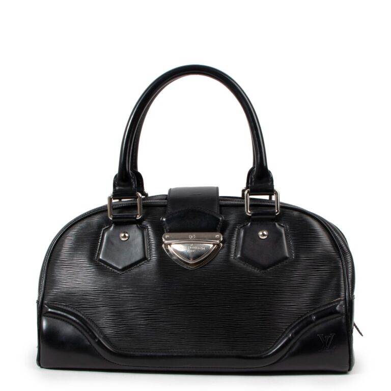 Leather bag Louis Vuitton Black in Leather - 23702088