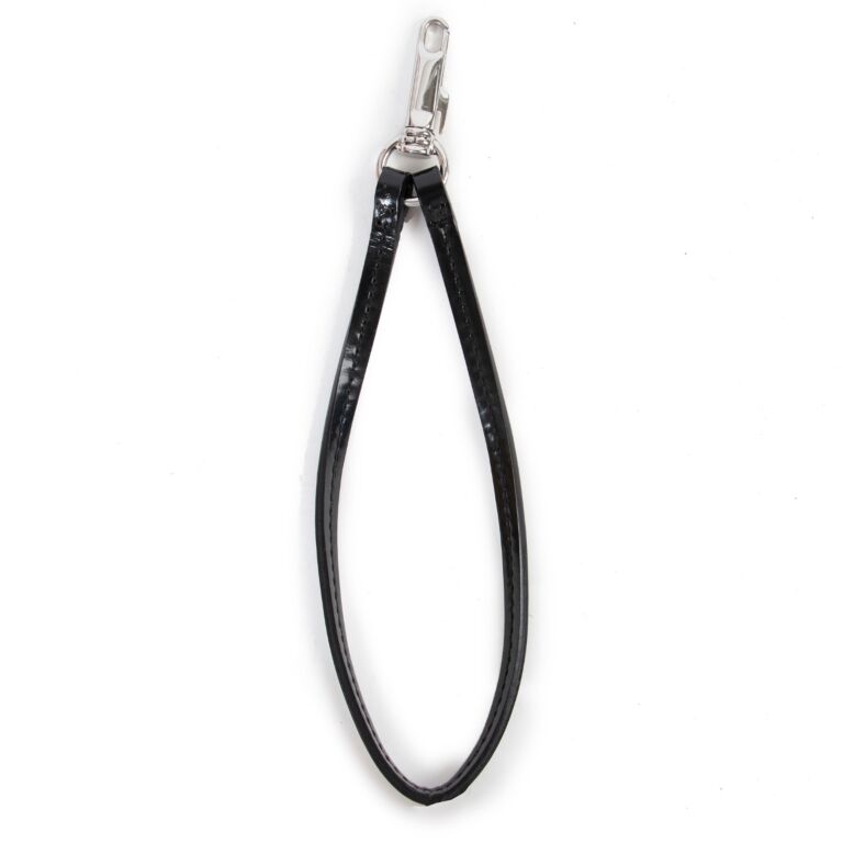 Burberry Black Key Chain Strap ○ Labellov ○ Buy and Sell Authentic Luxury