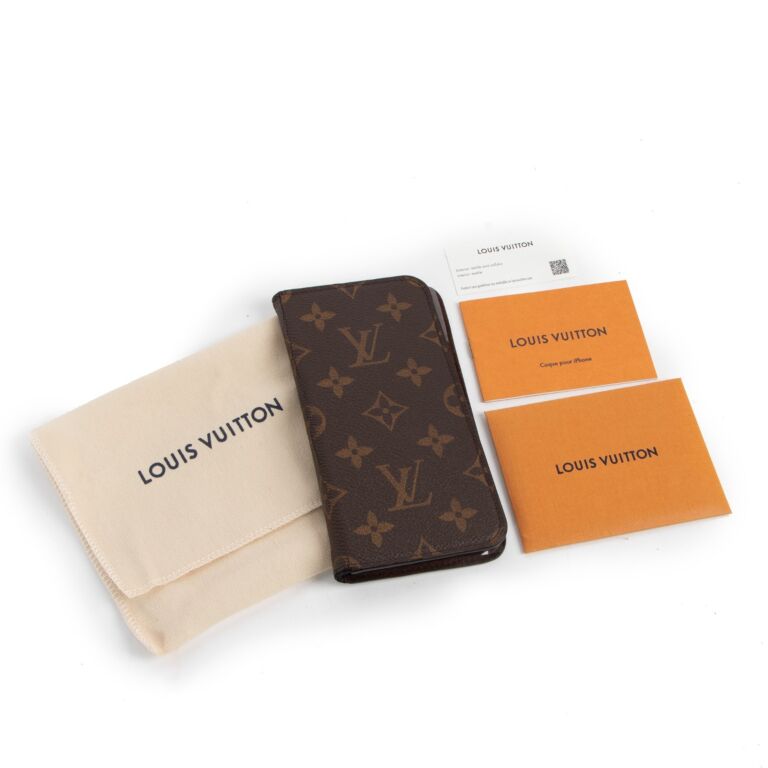 Case for iPhone XR : Louis Vuitton logo