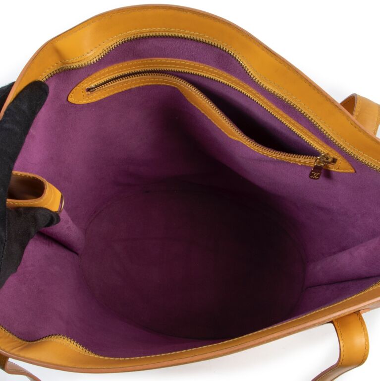 Sold at Auction: Louis Vuitton Tassil Yellow Epi Leather Saint Jacques PM  Handbag Date Code: VI 0996