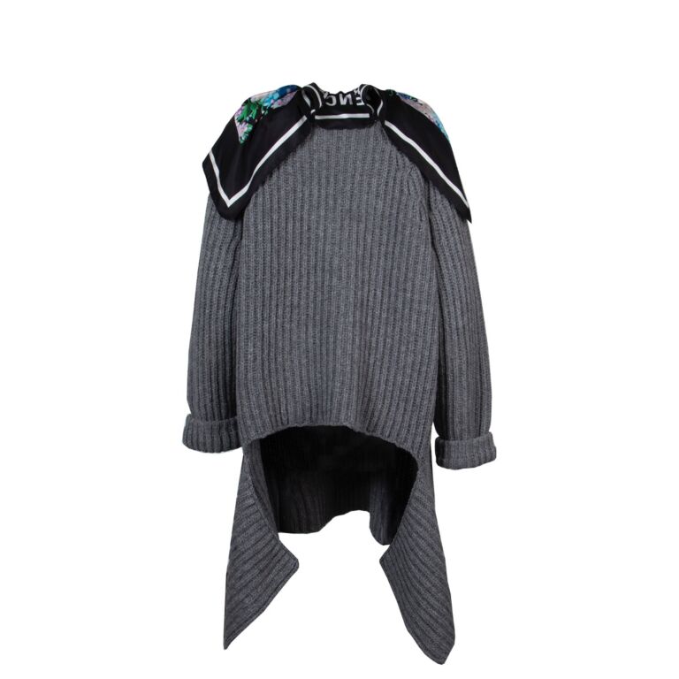 Balenciaga Pre-Fall 2018 Grey Knitted Scarf Sweater - Size 36 ...