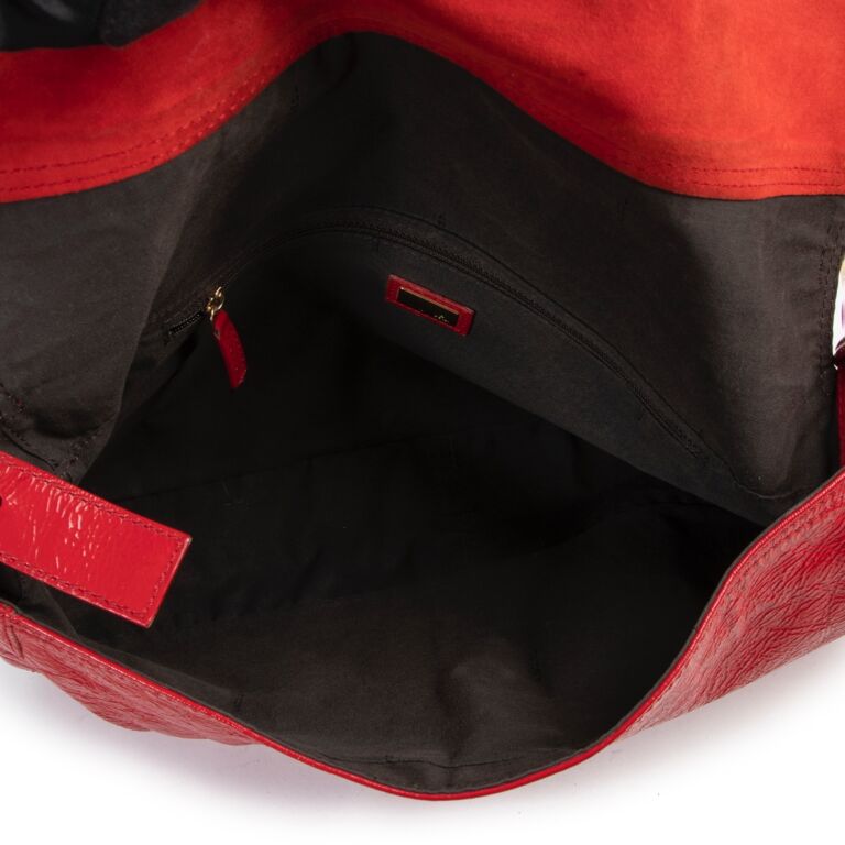 Fendi Red Patent Leather Large Baguette Shoulder Bag ○ Labellov