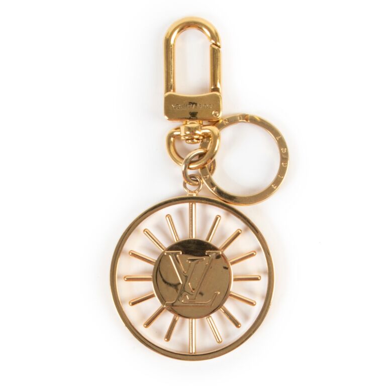 Key ring Louis Vuitton Gold in Other - 31387879