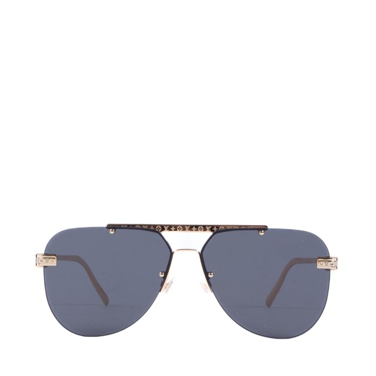Louis Vuitton Silver & Blue 'LV Ash' Sunglasses