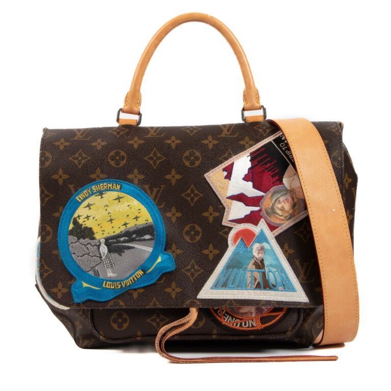 AUTHENTIC Louis Vuitton Monogram Designer handbag