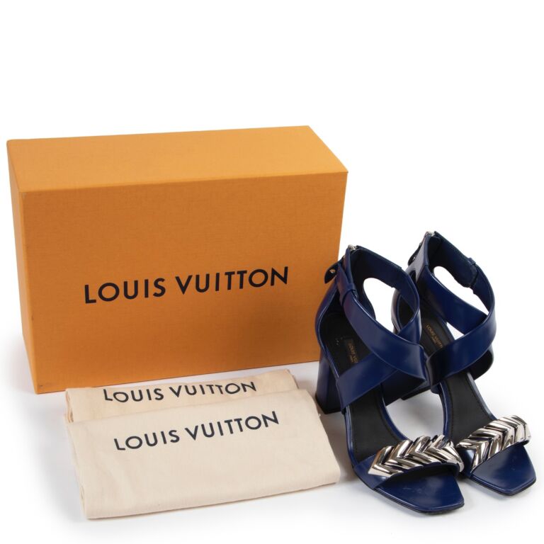 Louis Vuitton Blue Heels ○ Labellov ○ Buy and Sell Authentic Luxury