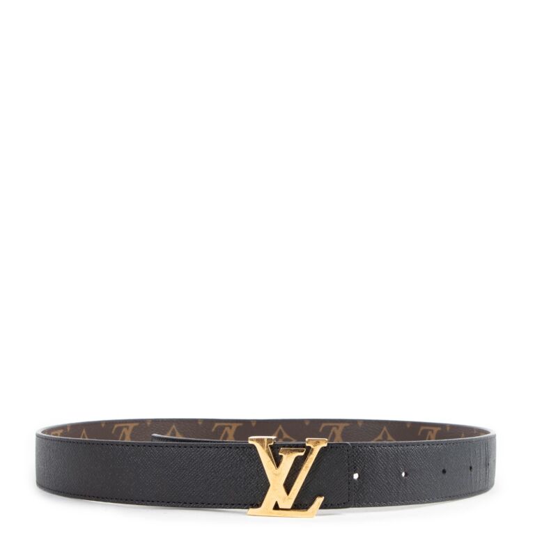 Louis Vuitton Initials 30MM Reversible Belt - Size 80 ○ Labellov
