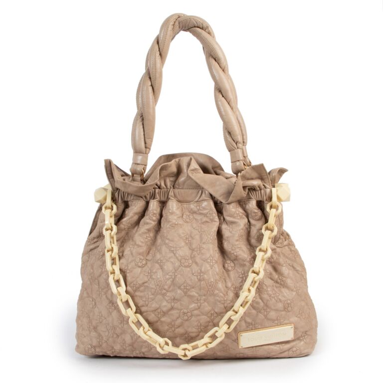 Louis Vuitton Olympe Stratus shoulder bag Beige Leather ref.492312 - Joli  Closet