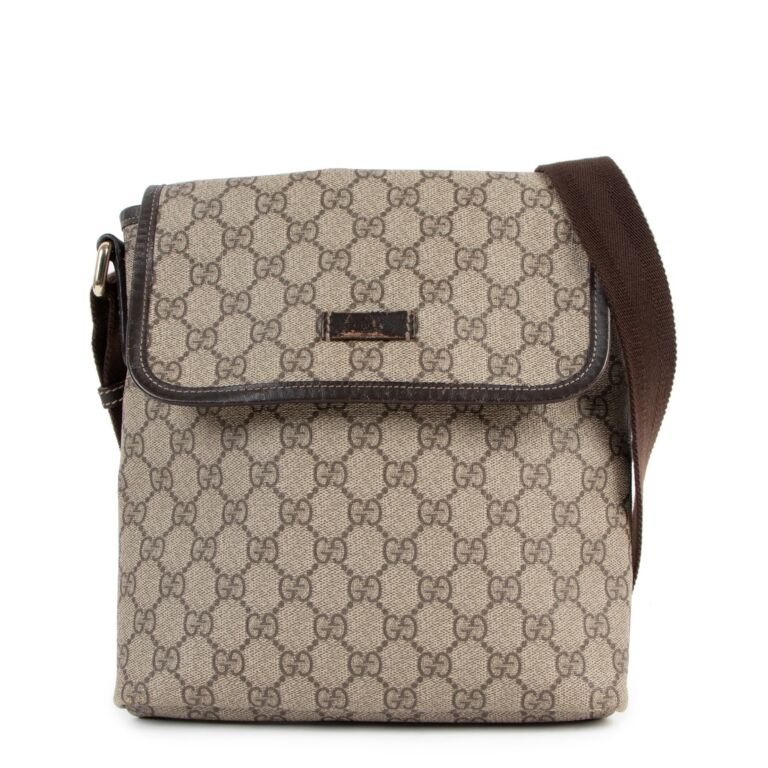 Gucci GG Supreme Small Messenger Bag