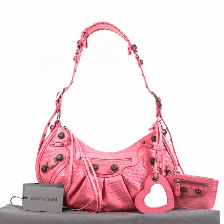 Women's Le Cagole Small Shoulder Bag Crocodile Embossed in Pink