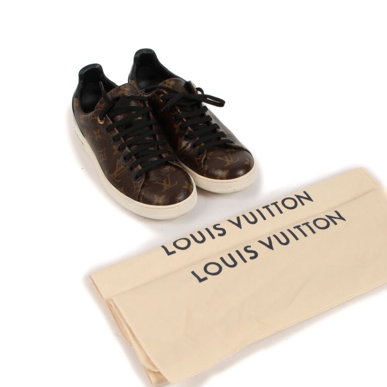 Louis Vuitton White Leather Frontrow Metal Logo Lace Up Sneakers Size 39 Louis  Vuitton