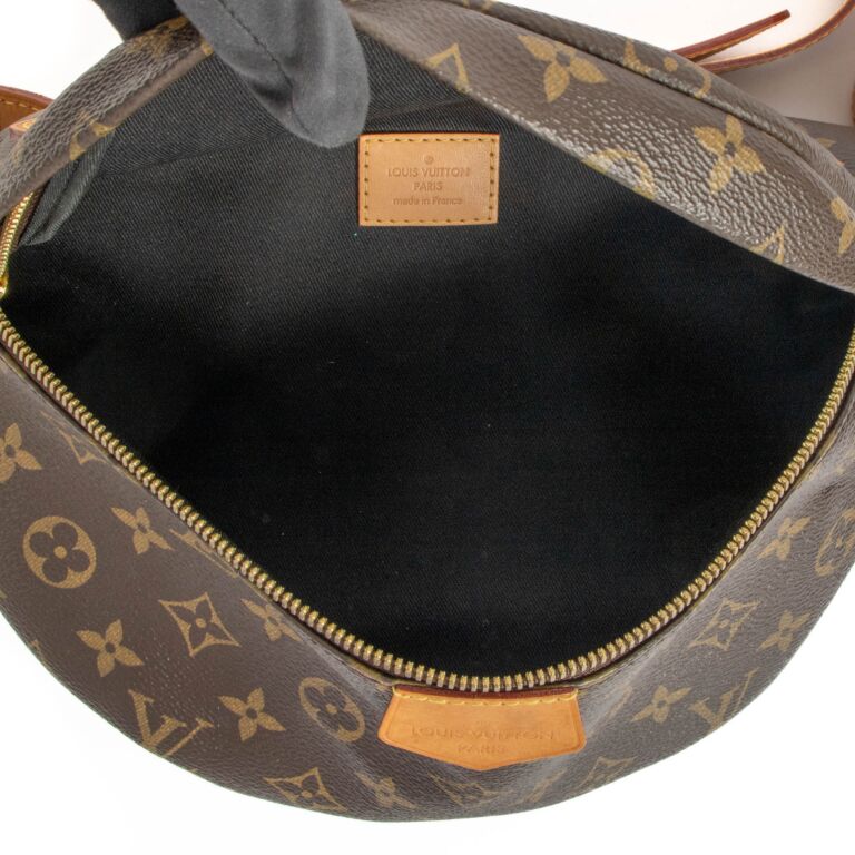 Authentic Louis Vuitton Bumbag with box bag dustbag reciept for