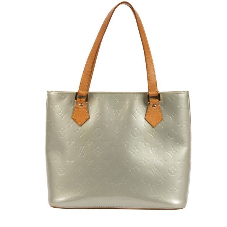 Louis Vuitton, Monogram Vernis Shoulder Bag, shiny paten…