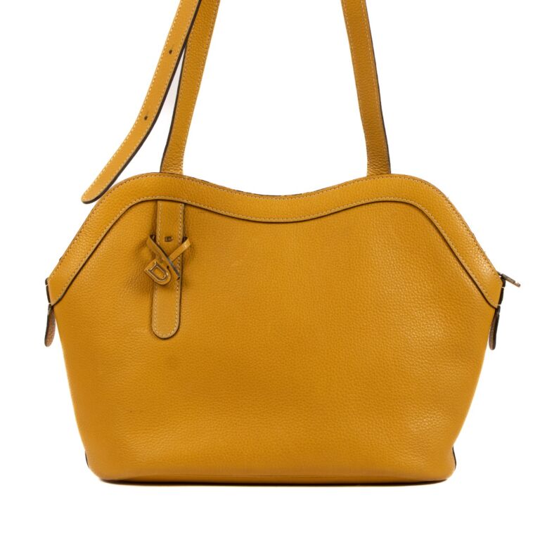 Fendi Orange Shearling Mini Be Baguette Shoulder Bag ○ Labellov