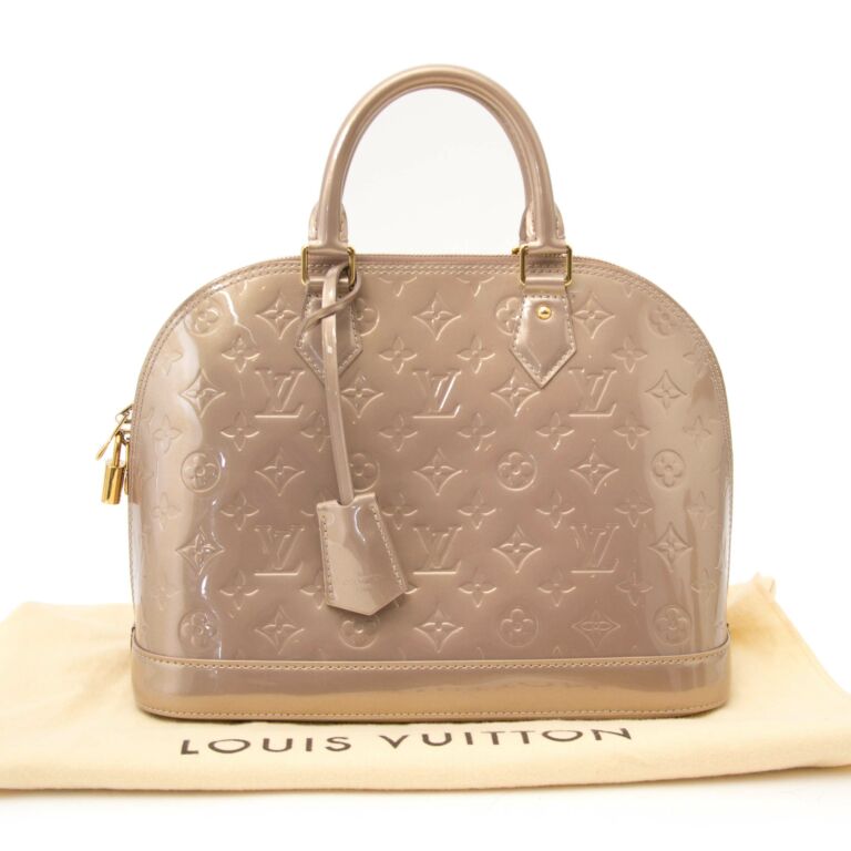 Louis Vuitton Beige Poudre Monogram Vernis Alma BB Bag Louis