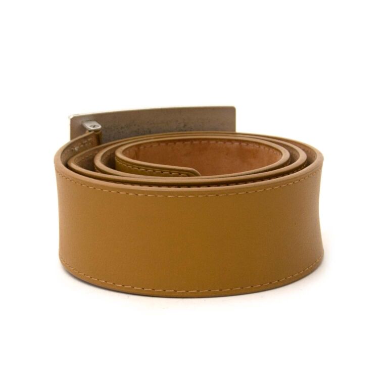 Louis Vuitton Travelling Requisites Leather Belt